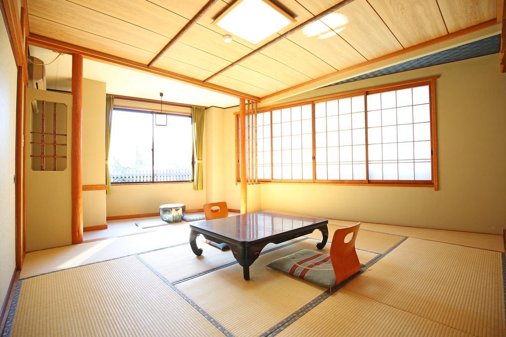 Nakajimaya Ryokan Nozawaonsen Exterior photo