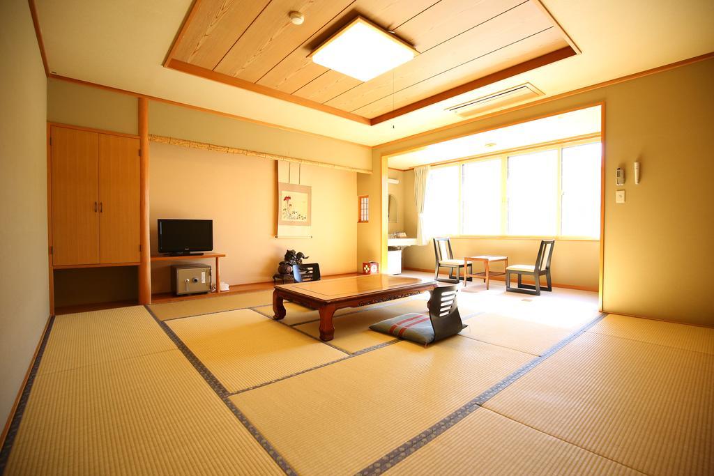 Nakajimaya Ryokan Nozawaonsen Exterior photo